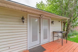 407 W 4th St, Kaufman, TX 75142 - Photo 8