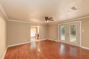 407 W 4th St, Kaufman, TX 75142 - Photo 20