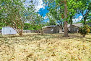 233 E James St, Wills Point, TX 75169 - Photo 32