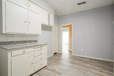 233 E James Street, Wills Point, TX 75169 - Photo 14