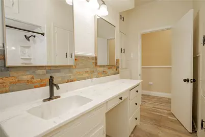 233 E James Street, Wills Point, TX 75169 - Photo 22