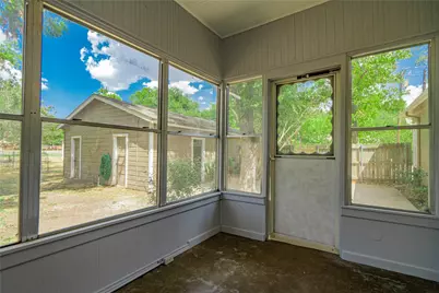 233 E James Street, Wills Point, TX 75169 - Photo 26