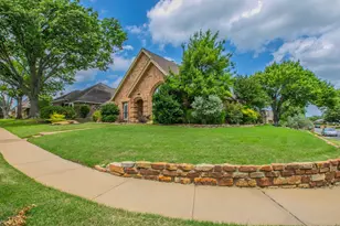 1925 Glenbrook Ct, Bedford, TX 76021 - Photo 36