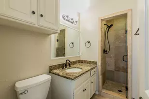 1925 Glenbrook Ct, Bedford, TX 76021 - Photo 28