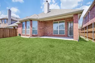 2712 Cole Castle Dr, Lewisville, TX 75056 - Photo 12