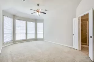2712 Cole Castle Dr, Lewisville, TX 75056 - Photo 10