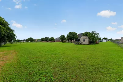 1916 Buckskin Road, Crowley, TX 76036 - Photo 22