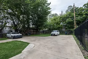 3009 Hemphill St, Fort Worth, TX 76110 - Photo 18