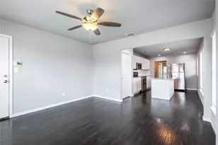 3009 Hemphill St, Fort Worth, TX 76110 - Photo 4