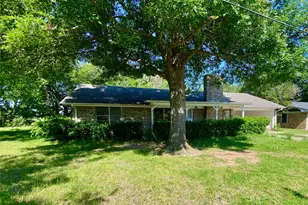 800 Carver St, Whitesboro, TX 76273 - Photo 2