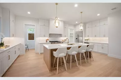 8847 Larchwood Drive, Dallas, TX 75238 - Photo 10