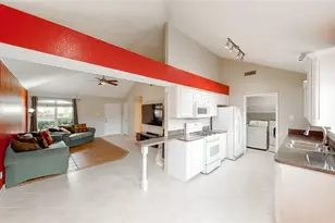 804 Lake Bluff Dr, Flower Mound, TX 75028 - Photo 10