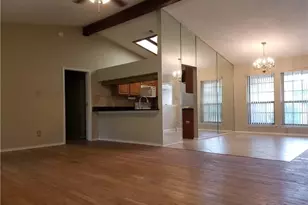 106 Iberis Ct, Arlington, TX 76018 - Photo 4