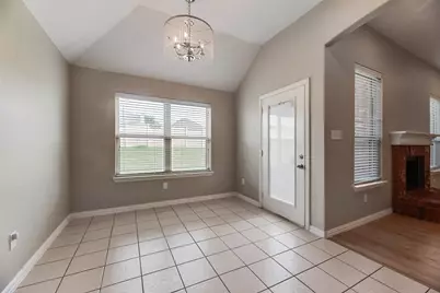 1517 White Willow Lane, Arlington, TX 76002 - Photo 10