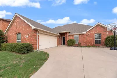 1517 White Willow Lane, Arlington, TX 76002 - Photo 1