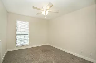 1104 Riverchase Ln, Arlington, TX 76011 - Photo 14