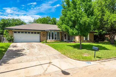 6737 Fair Meadows Drive, North Richland Hills, TX 76182 - Photo 2
