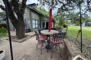 9340 Mountain Lake Cir, Fort Worth, TX 76179 - Photo 6