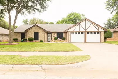3006 Cromwell Avenue, Wichita Falls, TX 76309 - Photo 1