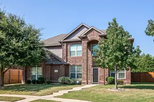 1401 Crutchfield Ln, Lewisville, TX 75077 - Photo 2