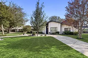 5640 Brookstown Dr, Dallas, TX 75230 - Photo 2