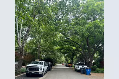 4422 Wildwood Road, Dallas, TX 75209 - Photo 2