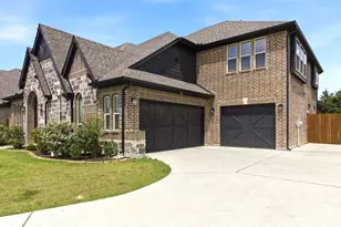902 S Bluebird Ln, Midlothian, TX 76065 - Photo 1