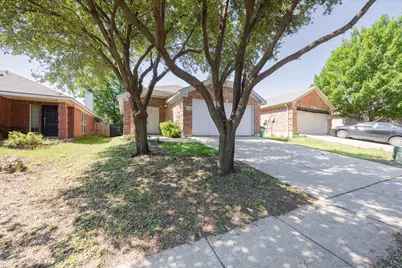 1014 Savage Drive, Denton, TX 76207 - Photo 2