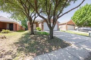 1014 Savage Dr, Denton, TX 76207 - Photo 2