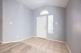 1014 Savage Dr, Denton, TX 76207 - Photo 4