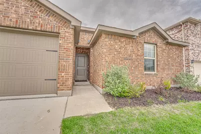 3821 Kenworth Lane, McKinney, TX 75071 - Photo 4