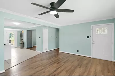 1812 Spring Lake Drive, Mesquite, TX 75149 - Photo 4