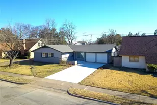 1422 Addington St, Irving, TX 75062 - Photo 26