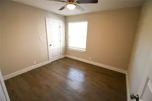 1422 Addington St, Irving, TX 75062 - Photo 10