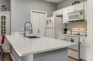 7340 Skillman St, Dallas, TX 75231 - Photo 4