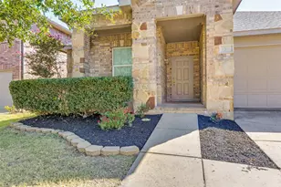 2208 Cavalry Dr, Fort Worth, TX 76177 - Photo 2