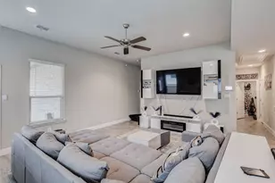 1513 Woodpecker St, Denton, TX 76205 - Photo 12