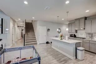 1513 Woodpecker St, Denton, TX 76205 - Photo 6