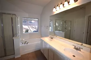 808 Royal Oak Ln, Burleson, TX 76028 - Photo 22