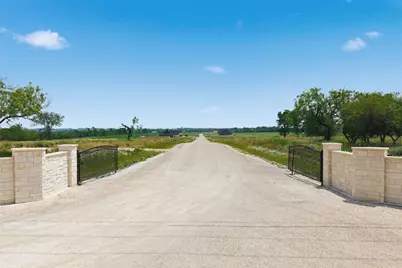 268 Lacek Mill Rd, China Spring, TX 76633 - Photo 1