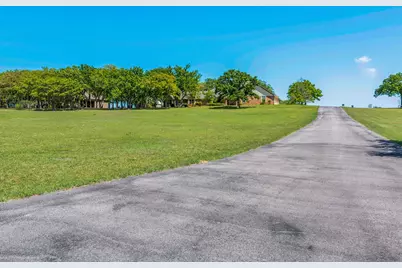 327 Saddle Club Road, Weatherford, TX 76088 - Photo 4
