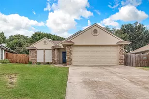 120 N Flaxseed Ln, Fort Worth, TX 76108 - Photo 1