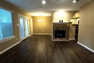 2314 Bamboo Dr, Arlington, TX 76006 - Photo 4