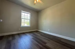 615 N Cleveland Ave, Sherman, TX 75090 - Photo 14