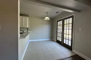 615 N Cleveland Ave, Sherman, TX 75090 - Photo 12