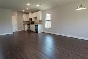1419 Warringwood Dr, Greenville, TX 75402 - Photo 4