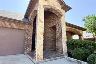 9505 Cypress Lake Dr, Fort Worth, TX 76036 - Photo 2