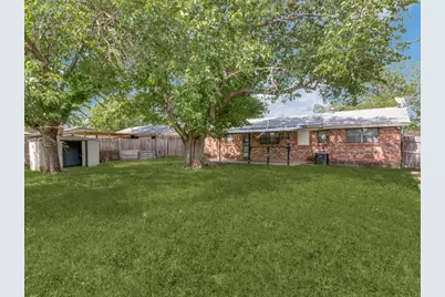 544 Thompson Drive, Saginaw, TX 76179 - Photo 12