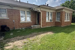 406 Walnut St, Forreston, TX 76041 - Photo 6
