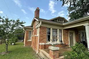 406 Walnut St, Forreston, TX 76041 - Photo 4